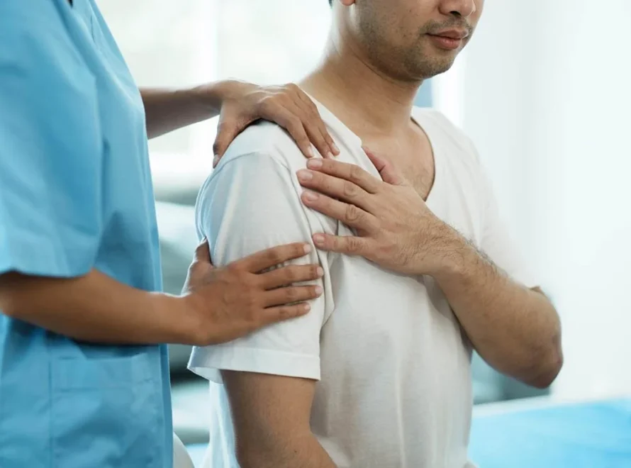 Shoulder Arthroscopy Doctor in Ahmedabad for Pain Relief and Speedier Recovery